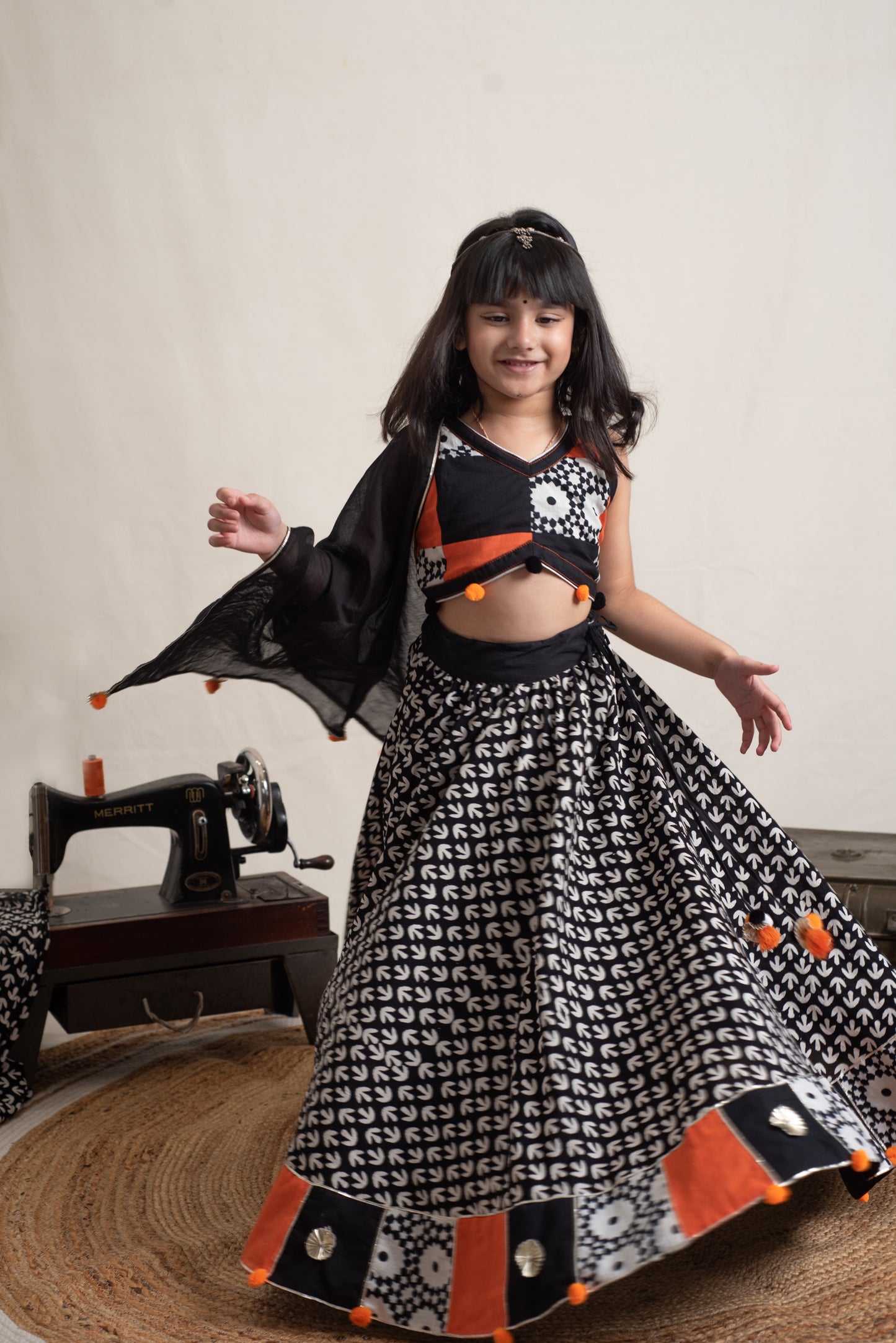 Syahi Lehenga Set