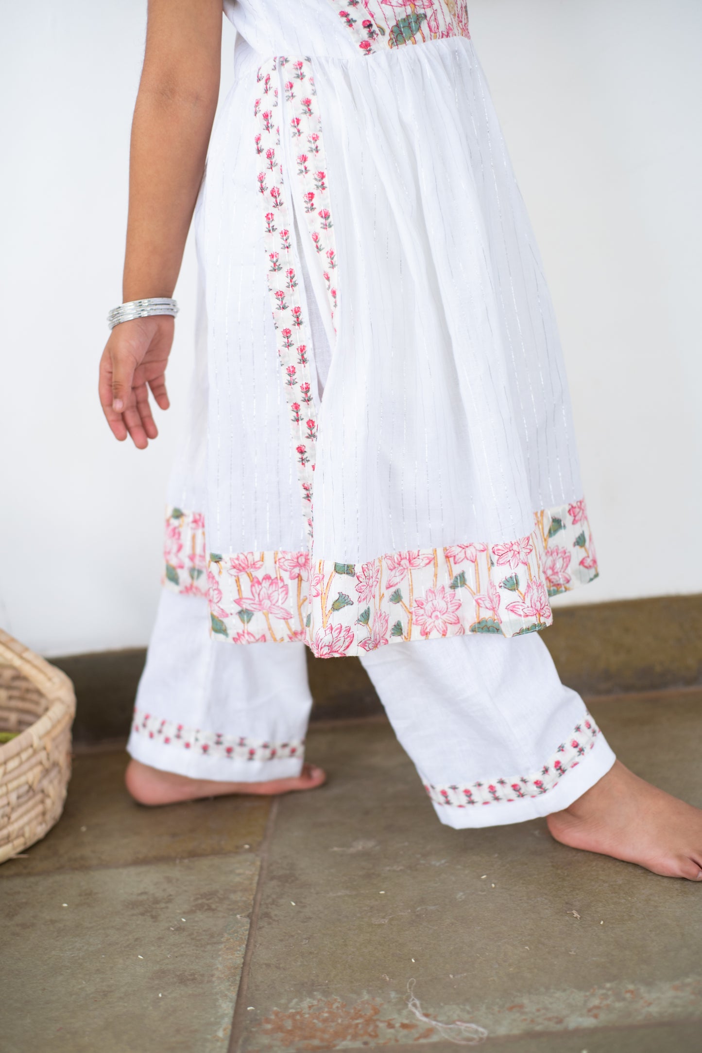 Lotus Loop Button Kurta Set