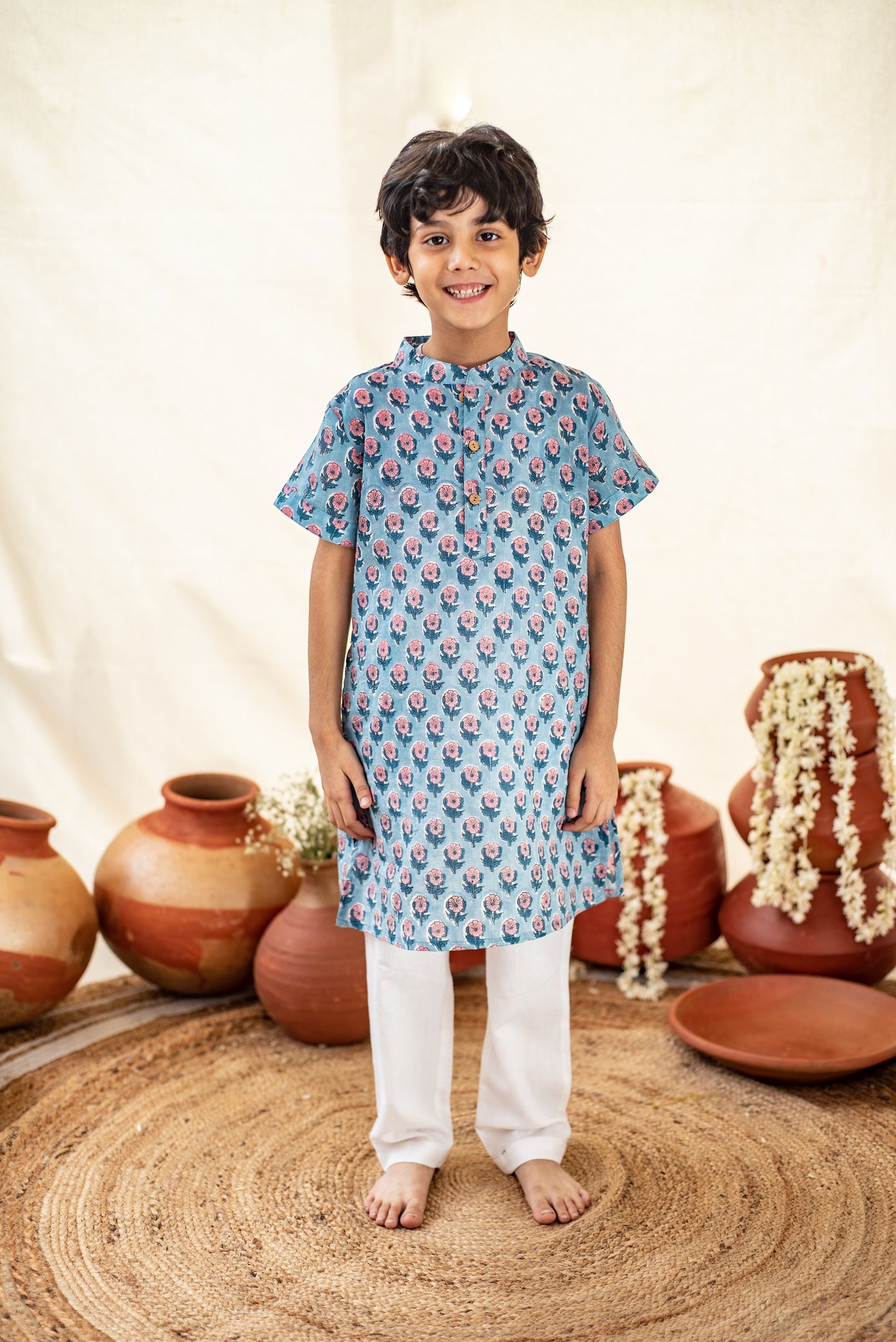 Flora Buti Kurta Set