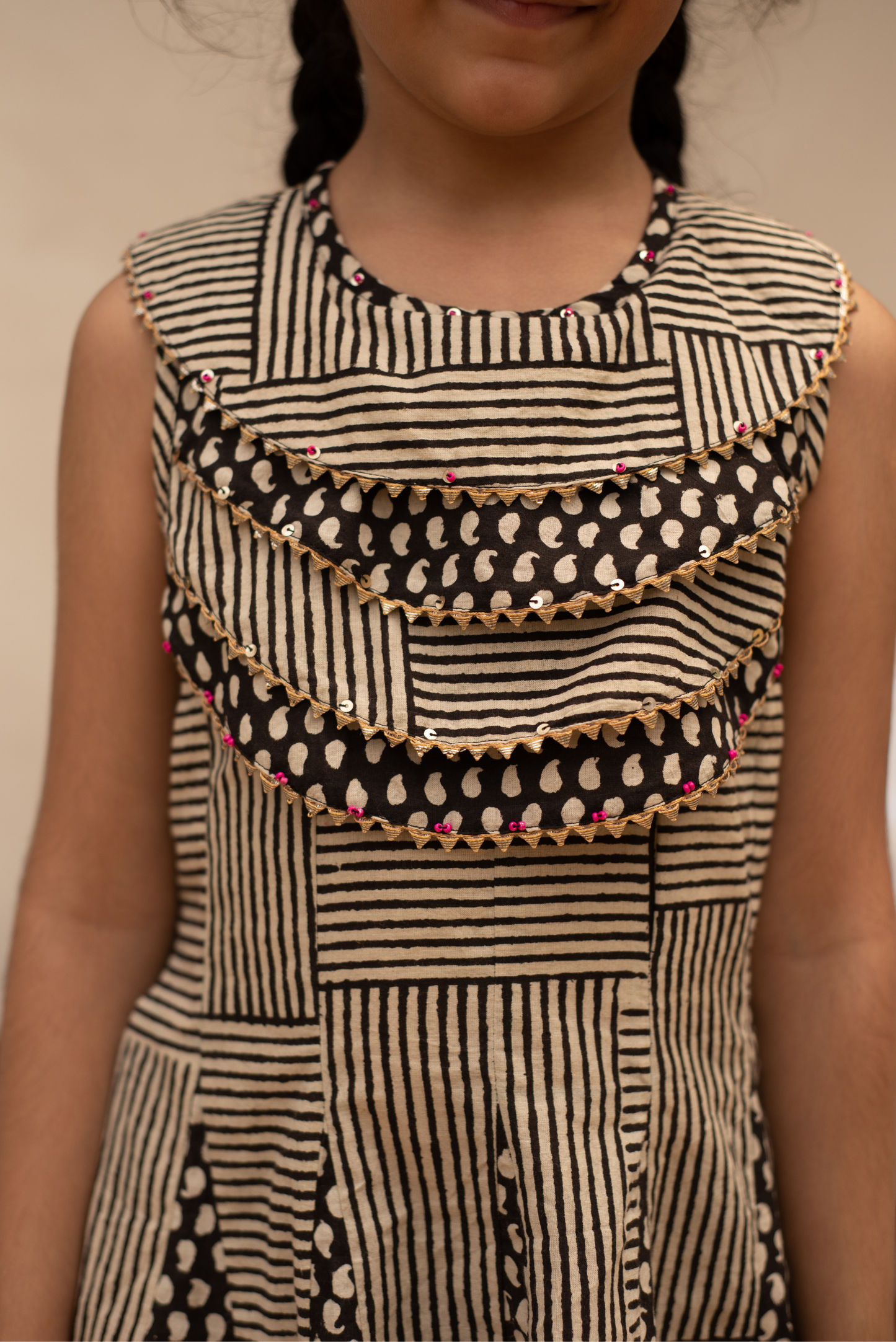 Syahi Paisley Kurta Set