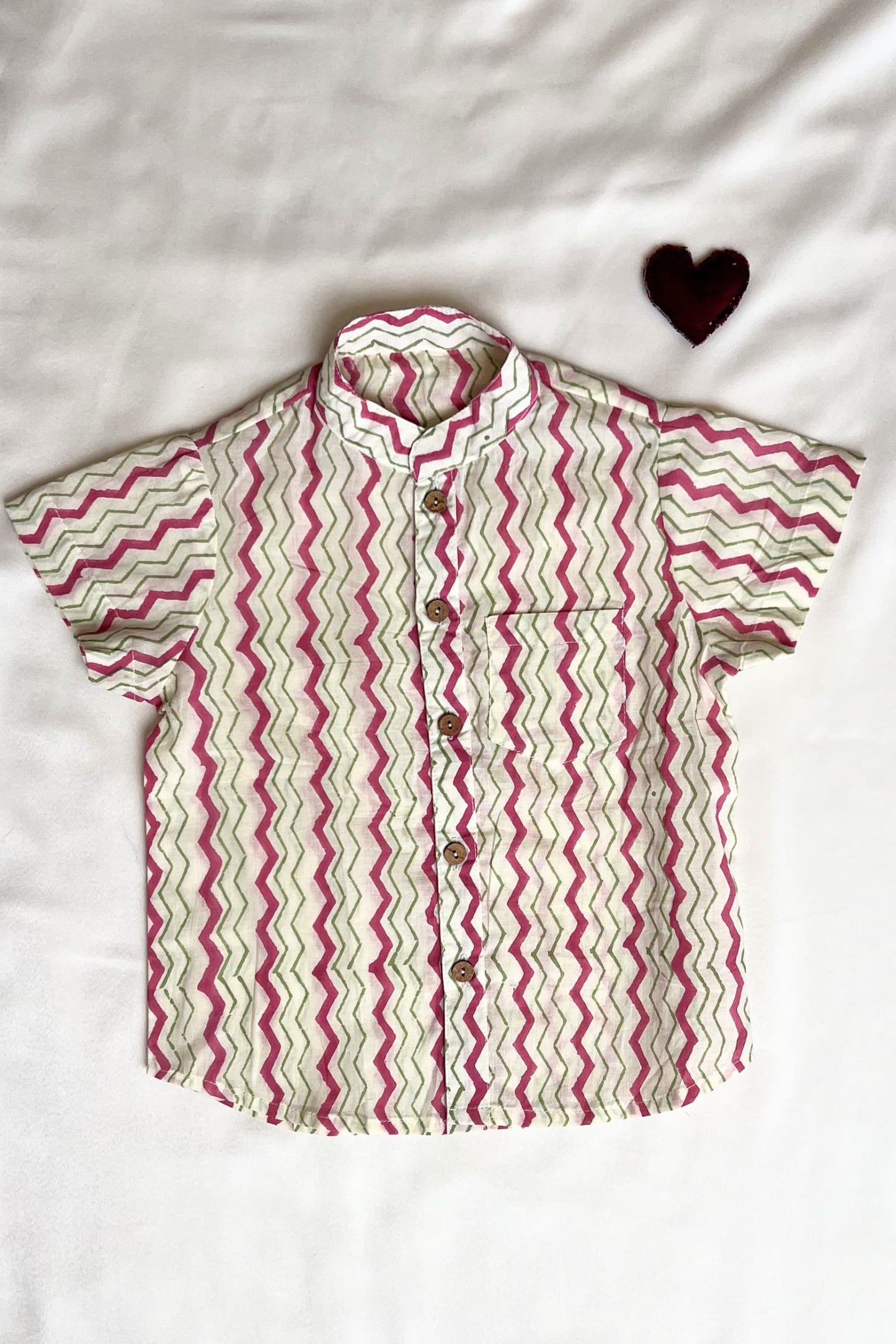 Chevron shirt kids red buti print front view