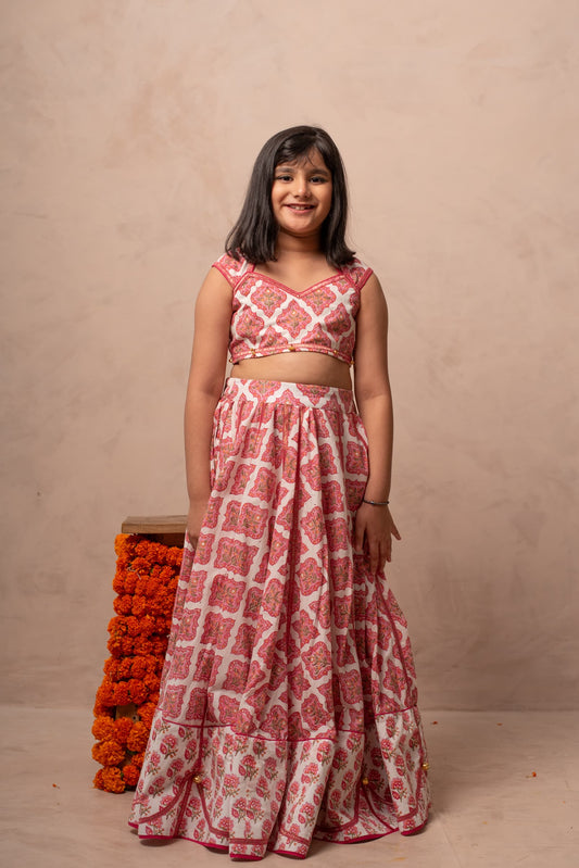 Girls festive ethnic rani lehenga