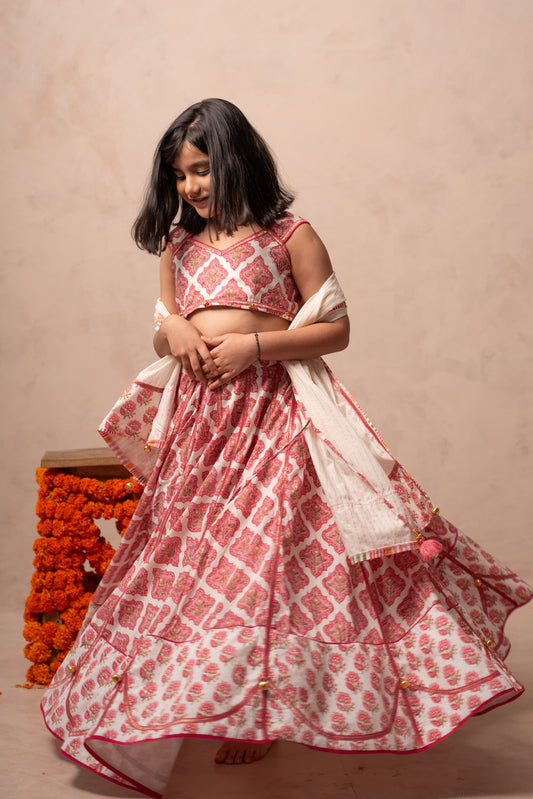 Rani lehenga for girls – front view