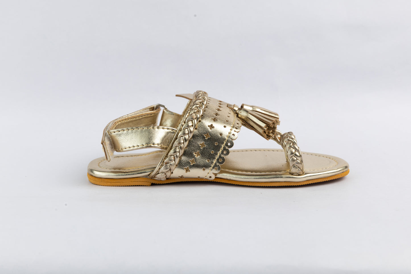 Golden Delight Kolhapuri Sandal