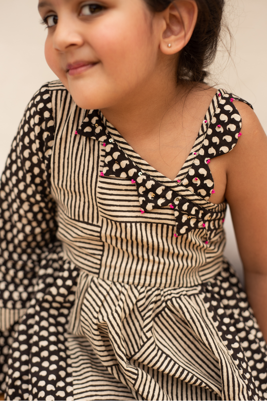 Syahi Abstract Dress