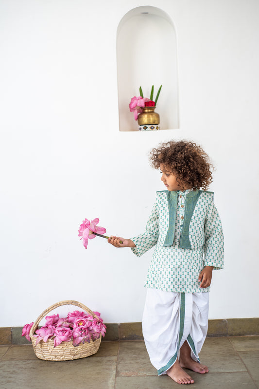 Bloom Buti Kurta Set